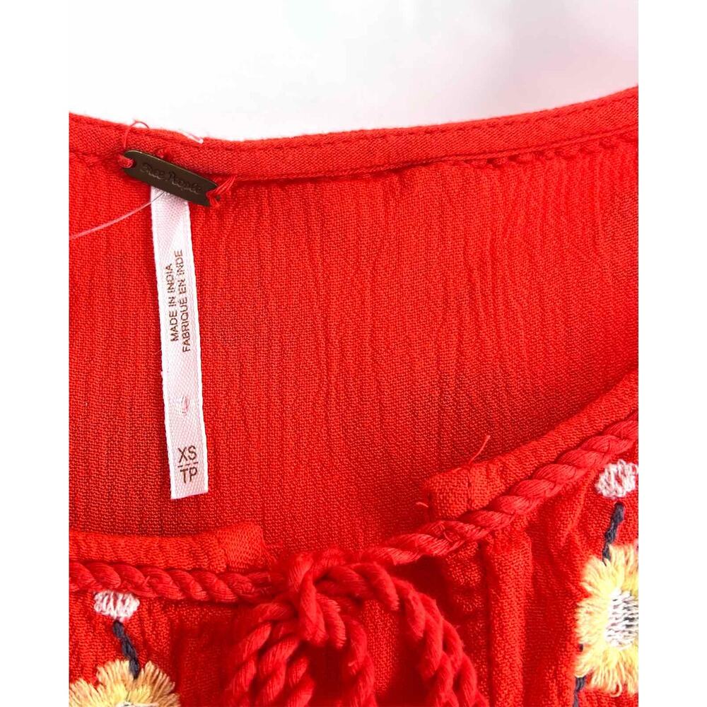 Free People Size XS Scarlet/Multi Flowers Embroidered Dresses Dress - Picture 3 of 3